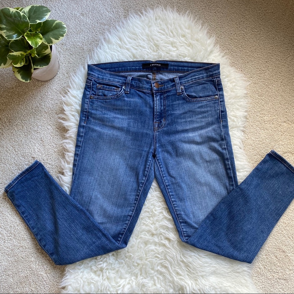 J BRAND Aruba Slim Capri Length Jeans
